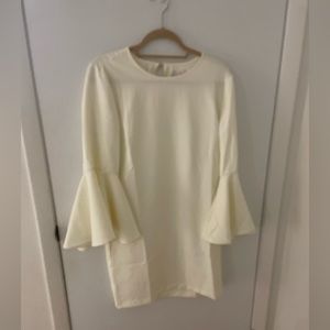 Cream Mud Pie bell sleeve dress